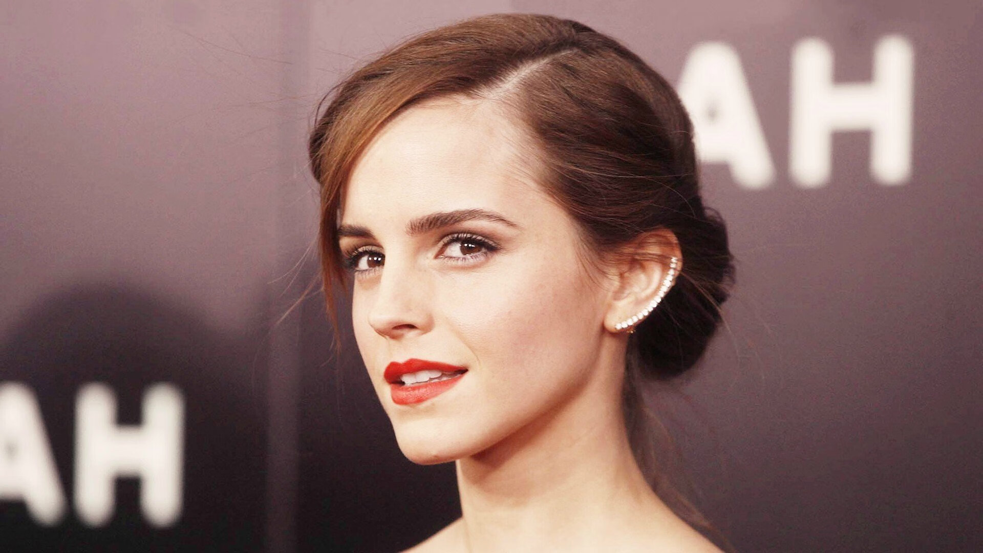 开云体育-艺术与钢铁，当约基奇的华丽撞上深圳队的铁壁，篮球告诉你何为极致