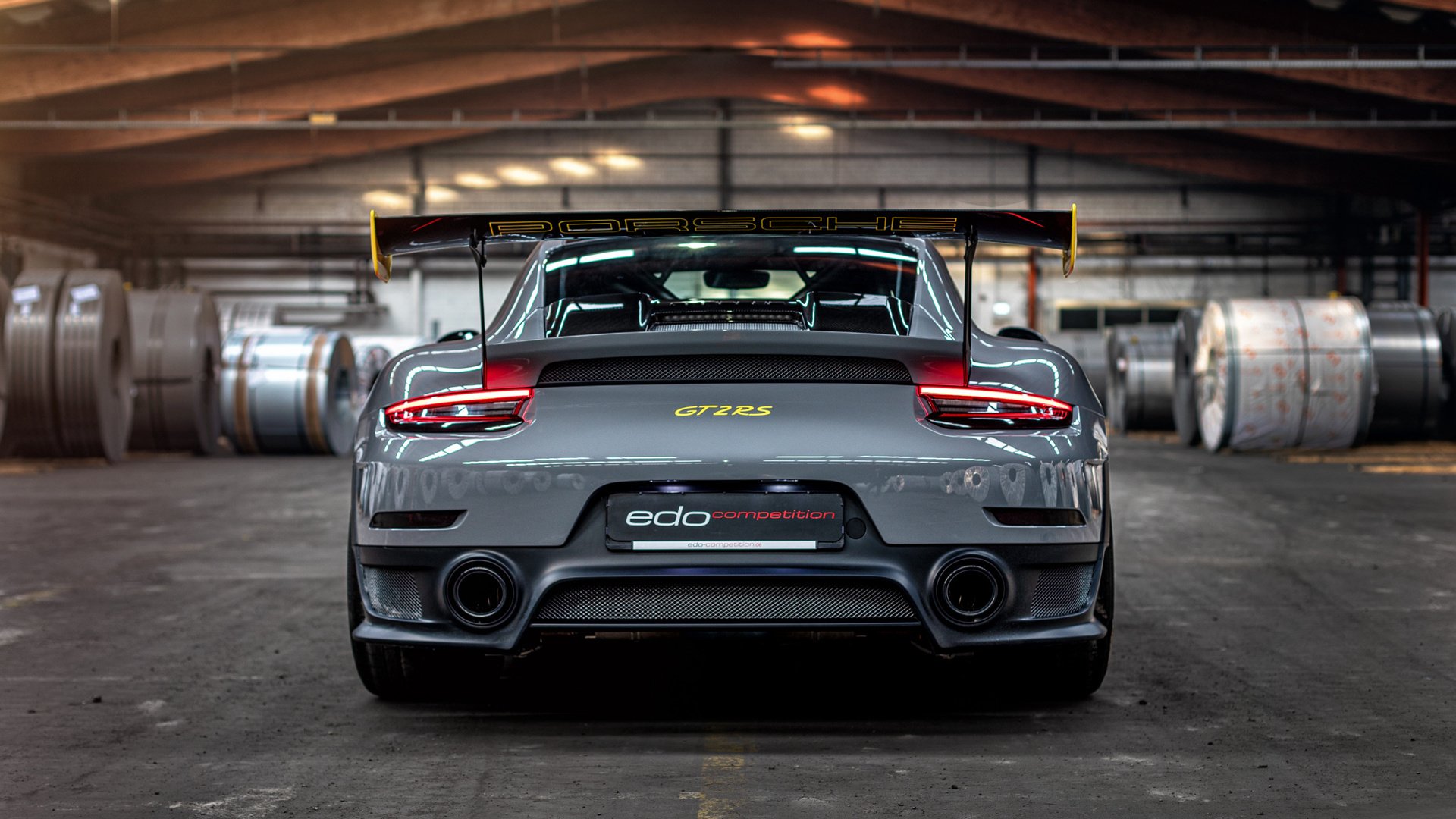 魔都奇迹，当不朽传奇跨越山海，上海滩上演跨时空绝杀