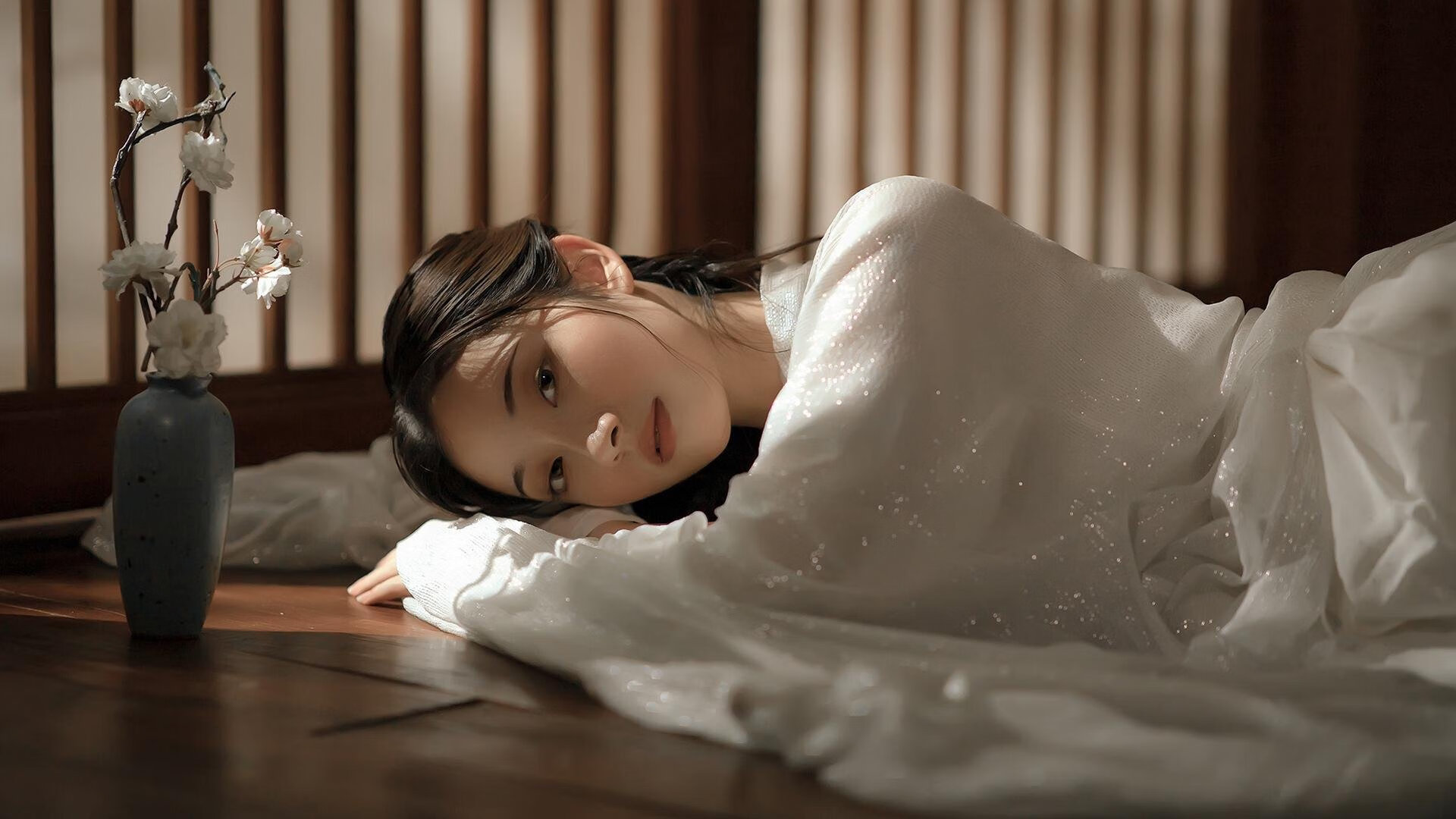 看到你的关键词组合时，一种奇妙的跨维联想诞生了。这恰恰是我们思维的魅力—在看似不相关的碎片中，构建出独特的意义